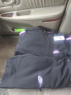 S m l womens nike sweatsuits