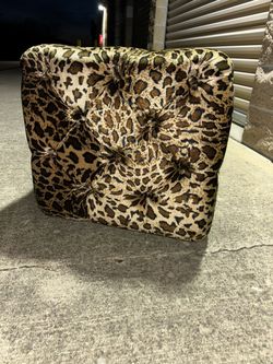 Leopard Print Tufted Ottoman Cushion