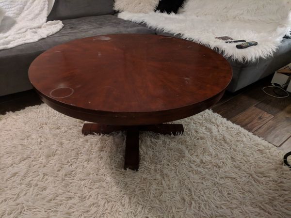Solid Wood Coffee Table For In Nashville Tn Offerup