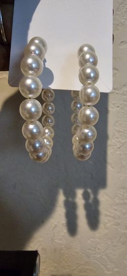 Pearl Hoops