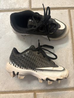 Youth Tball / Baseball Cleat Size 11