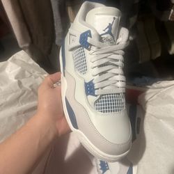 Jordan 4 military blue 