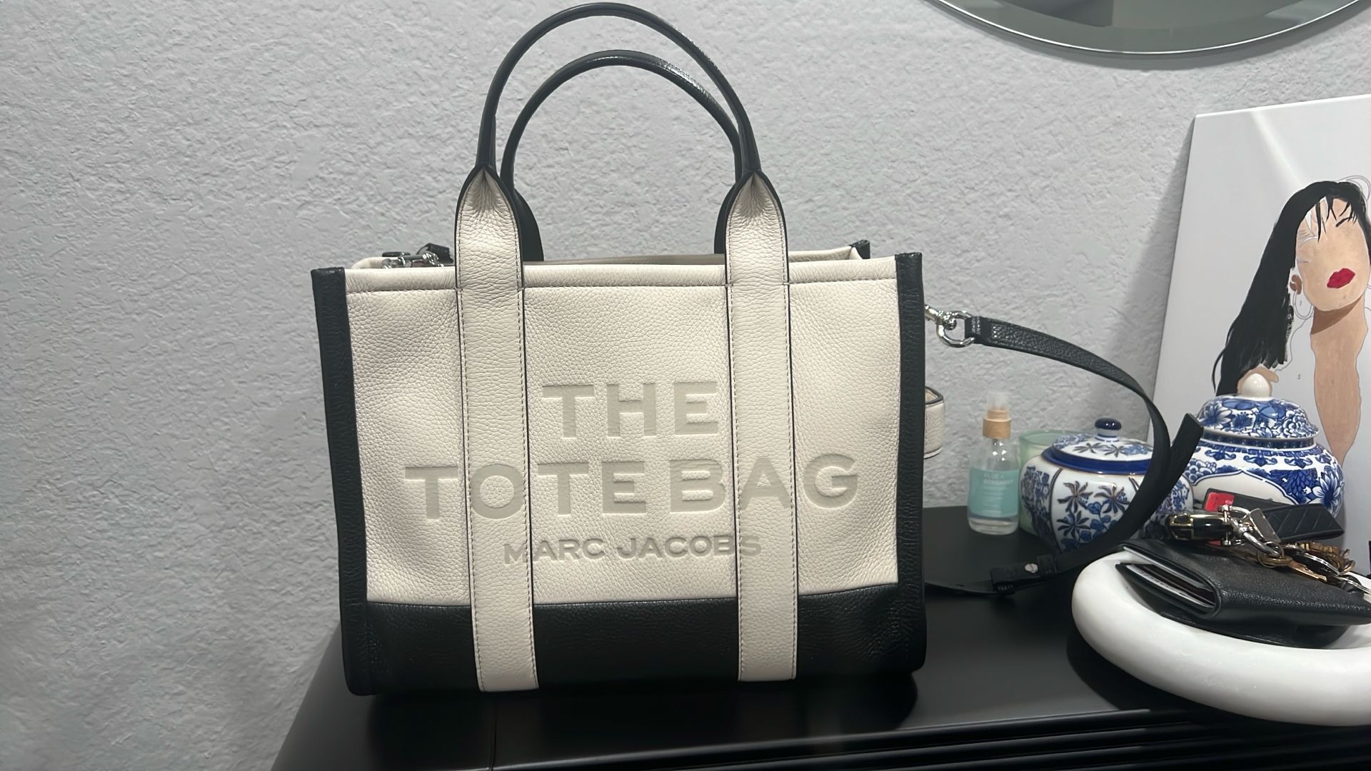 Marc Jacob’s Tote Bag (medium size)