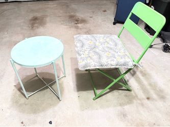 Green Folding Chair and Round Table Set