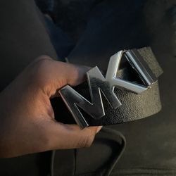 Micheal Kors Logo Belt