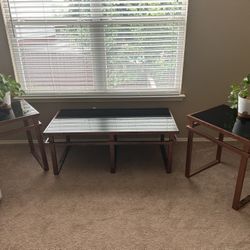 Coffee Table With 2 End Tables