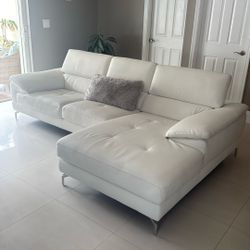 White left chaise sectional