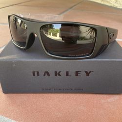 New Oakley Fuel Cell Sunglasses