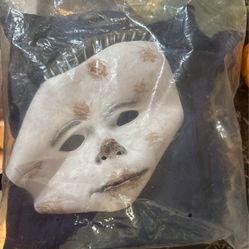 Costume