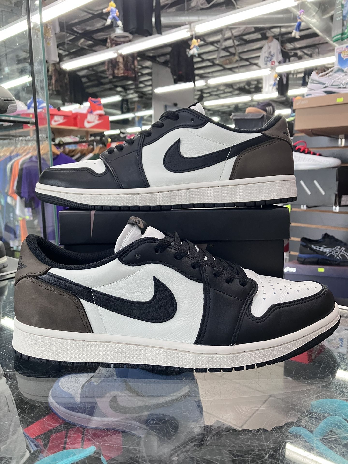 Air Jordan 1 Retro Low Mocha