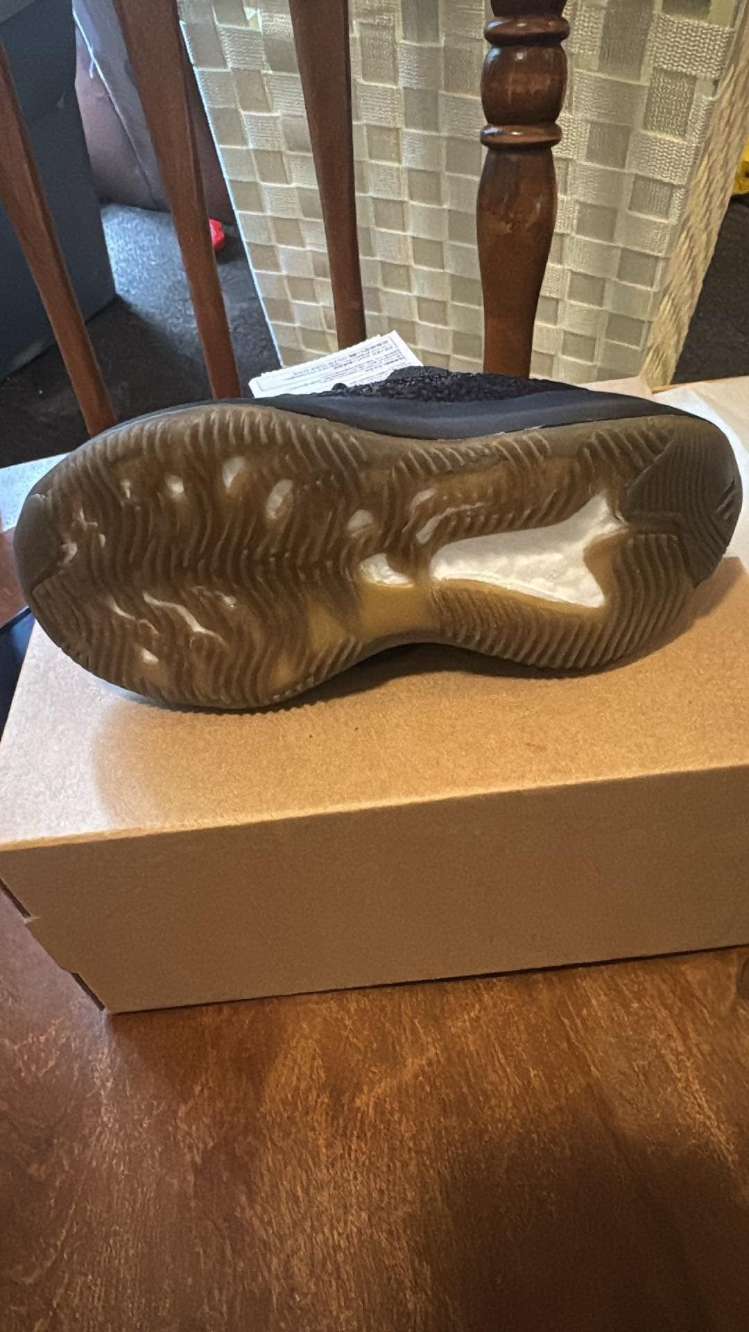 Yeezy‘S Onyx 380S
