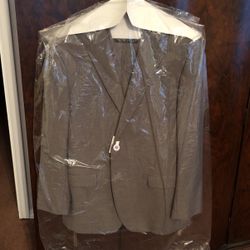 Tailored Gray Suit (Jacket, Vest, Pants) Used Once! 40-42/34-36R