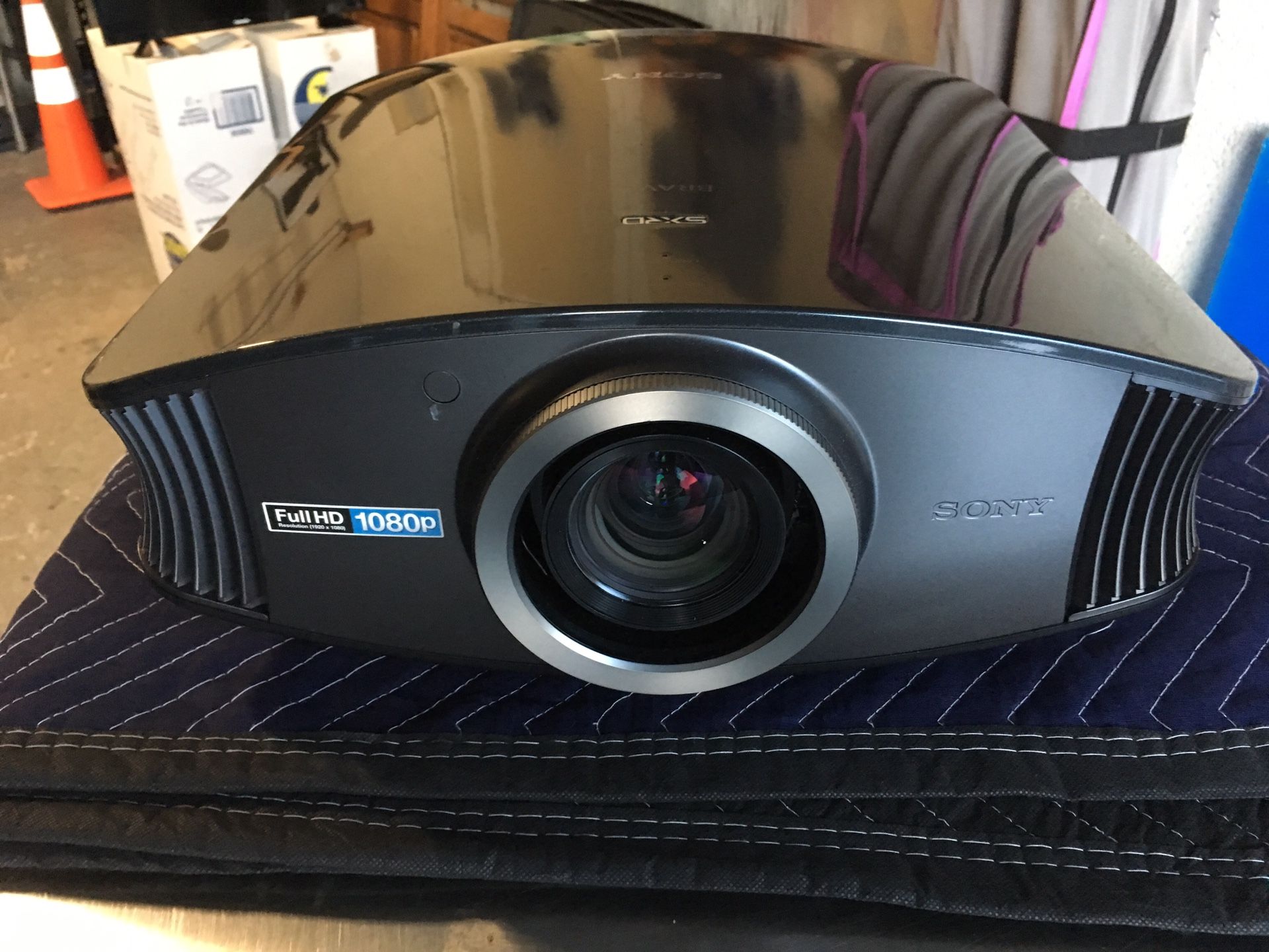 Sony Projector 1080P