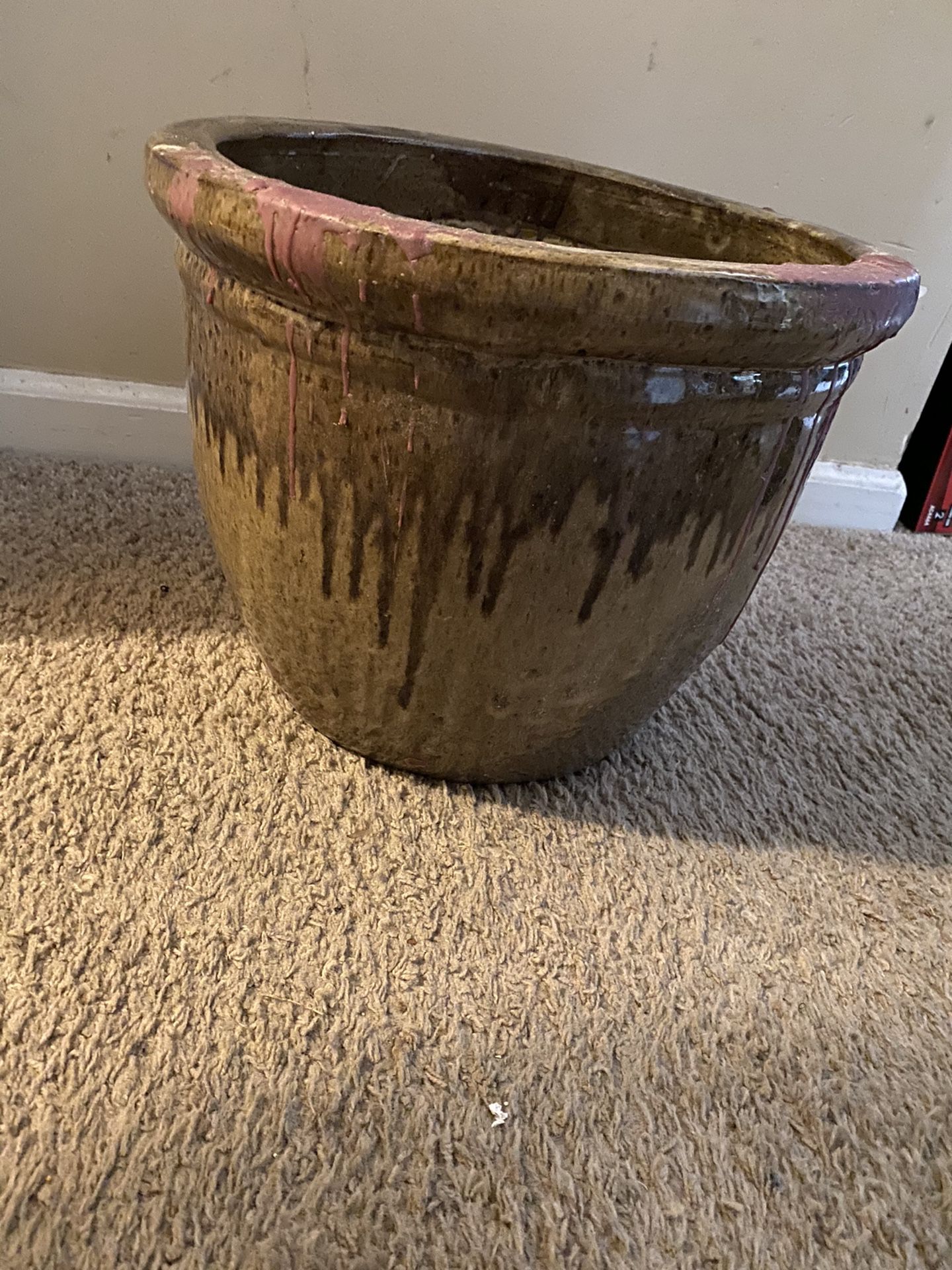 Flower Pot For Sell.. Asking $35