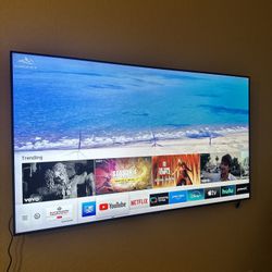 65” QLED Samsung Smart Tv