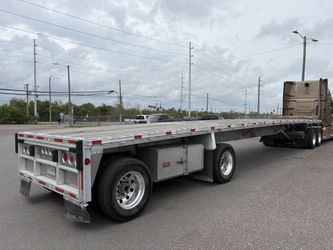 Trailer Flatbed Reitnouer 48’
