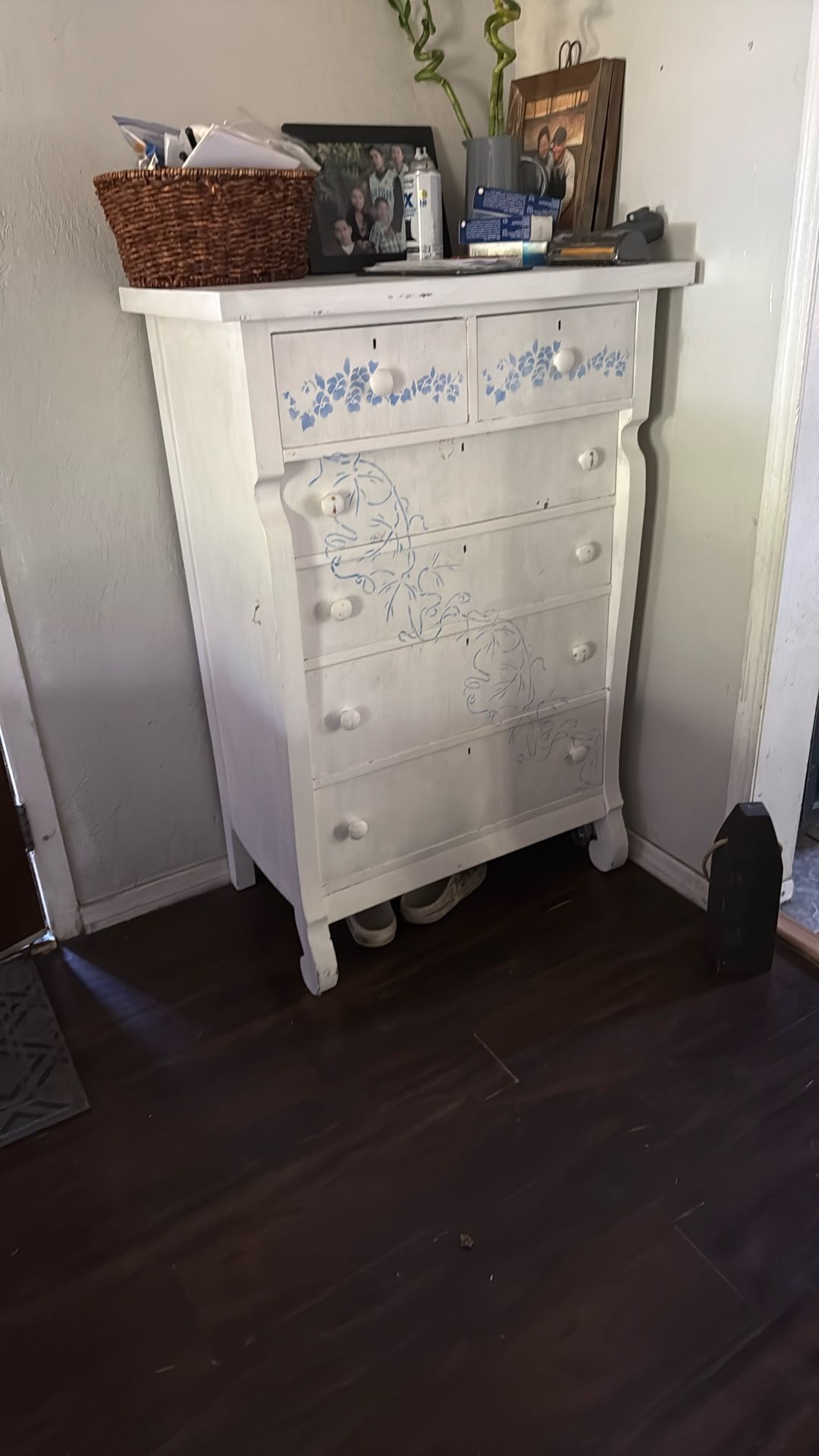 White Dresser