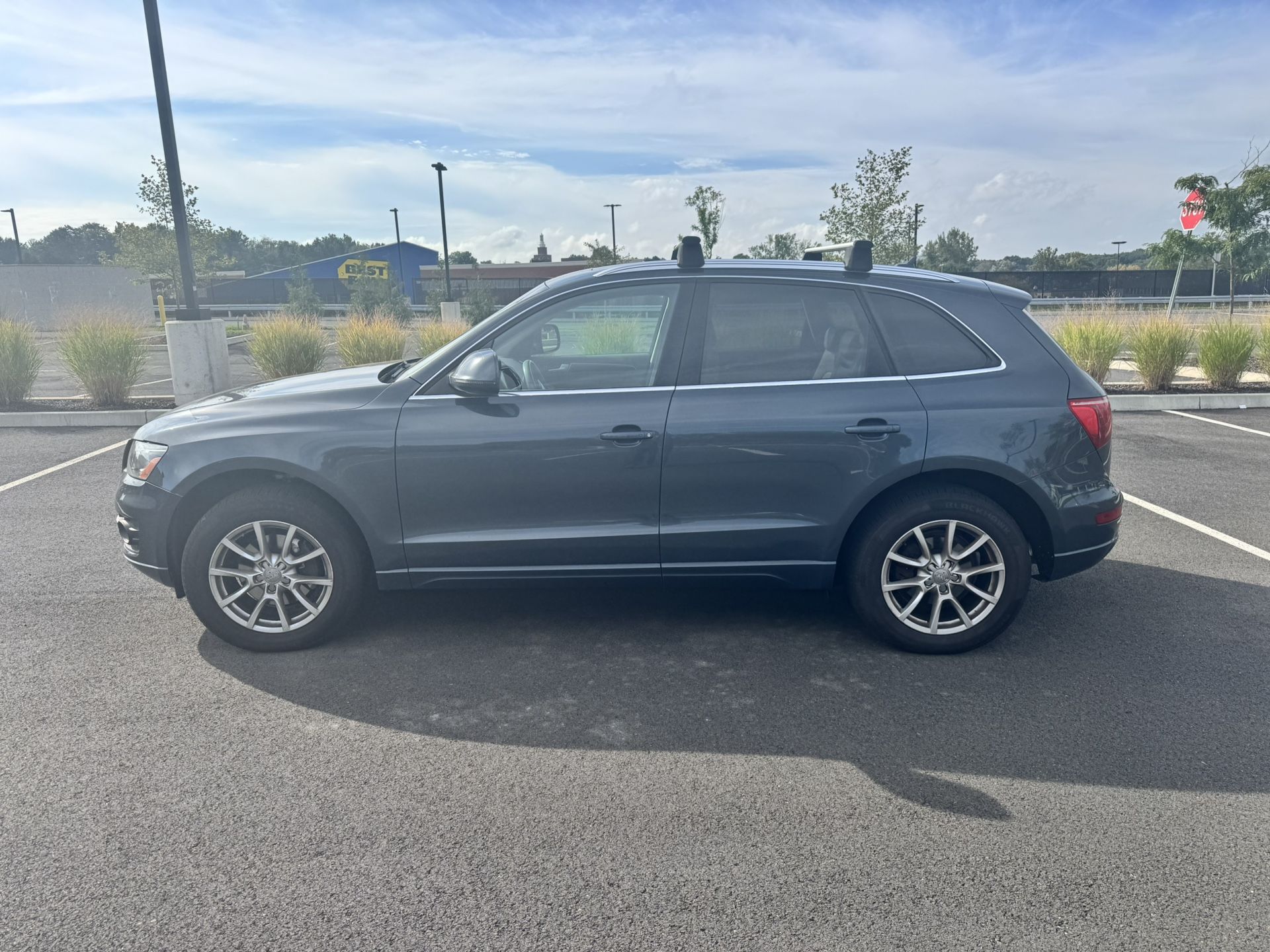 2010 Audi Q5 Premium Quattro Premium