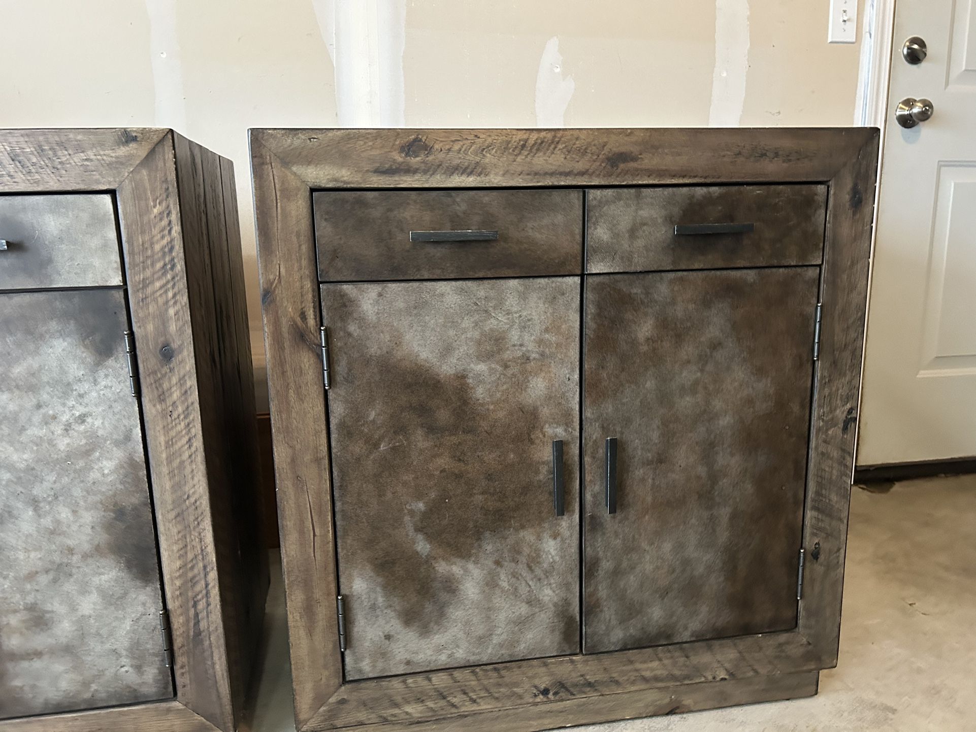 2 Accent Cabinets/nightstands