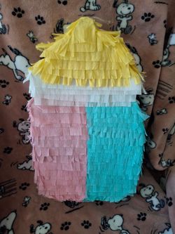 Baby reveal blue and pink piñata