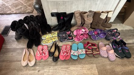 Mixed Girls Shoe Lot – 14 Pairs sizes 1-3
