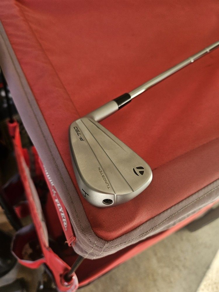 Taylormade P790 4 Iron