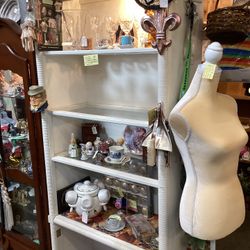 Tall White Shelf Unit With Glass Shelves