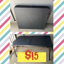 Folding Table 