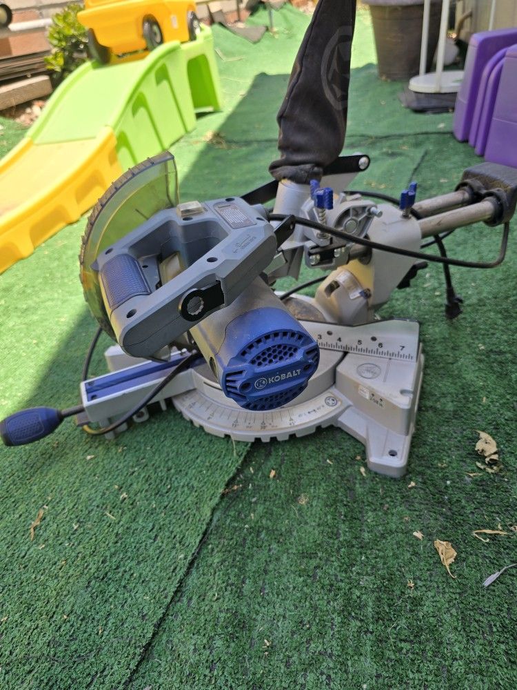 KOBALT COMPACT SAW