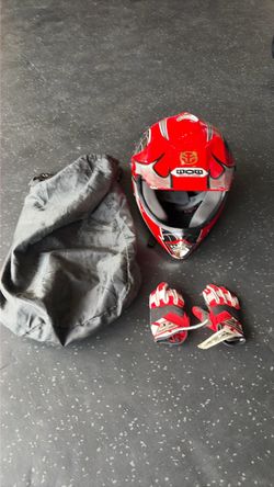 WOW Motocross Helmet with Gloves and Bag