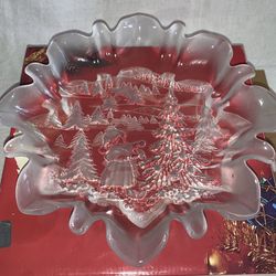 Vintage Mikasa Christmas Story SA 600/902 Bon Bon Plate 9 3/4”