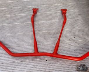 Canam front intrusion bar