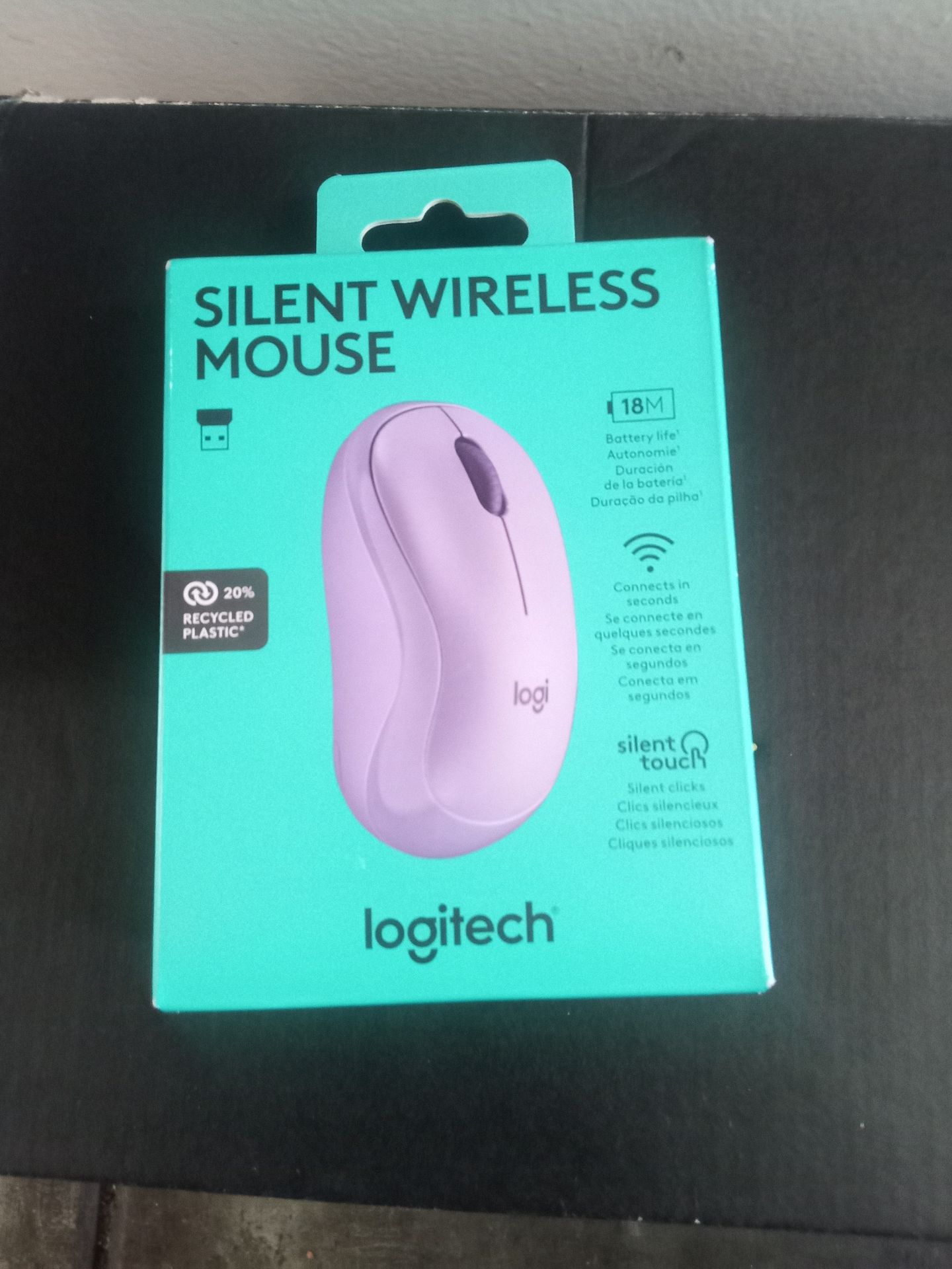 Wireless mouse (see pictures for more details)