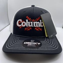 Columbia hat. Ranch life hats. Hooey Hats. Cachuchas. Gorrin Bros, FINO, 31 Hats. Western Hats. Rodeo. Trucker hat, high desert headwear. Baseball hat