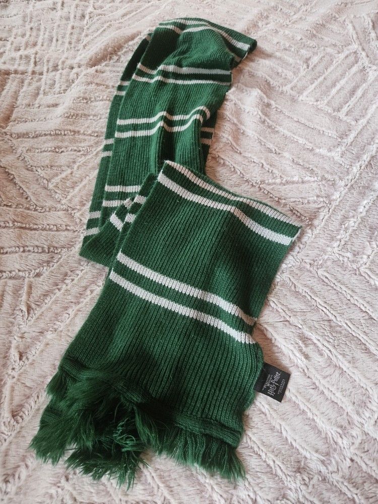 Universal Studios Slytherine Scarves 5 AVAILABLE $22 EACH