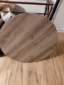 Round Table