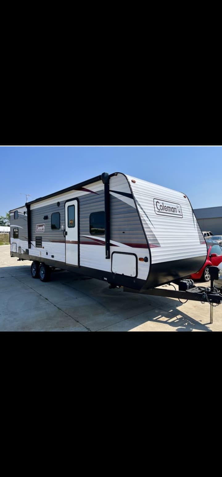 2020 Coleman Lantern M-295QB Travel Trailer
