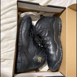 Jordan 10 NYC size 9