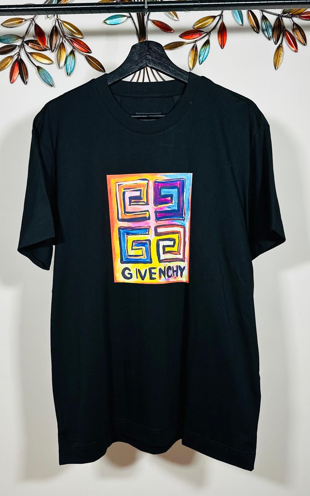 GIVENCHY 4G MULTICOLOR LOGO T-SHIRT !!!