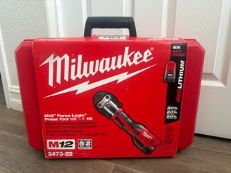 Milwaukee M12™ Force Logic™™ Press Tool 1/2" - 1" Kit