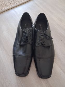Mens dress shoes