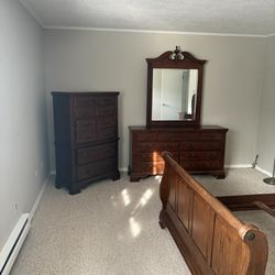 Bedroom Room Set For Sale