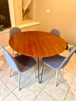 Move-out Sale (excellent dining table, 4 adjustable bar stools and 3 piece sofa)