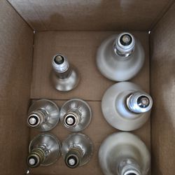 8 Halogen Flood Bulbs – Mixed Wattage – Working – Replaced with LED