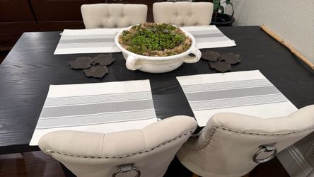 Crate and Barrel Metal leaf 2 PC’s set