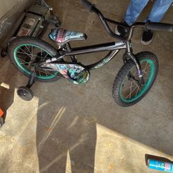 Bike With Training Wheels