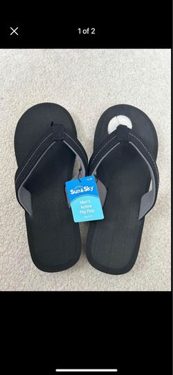 Men’s Flip Flops in Clearance 🔥 Brand New. Size 9-10