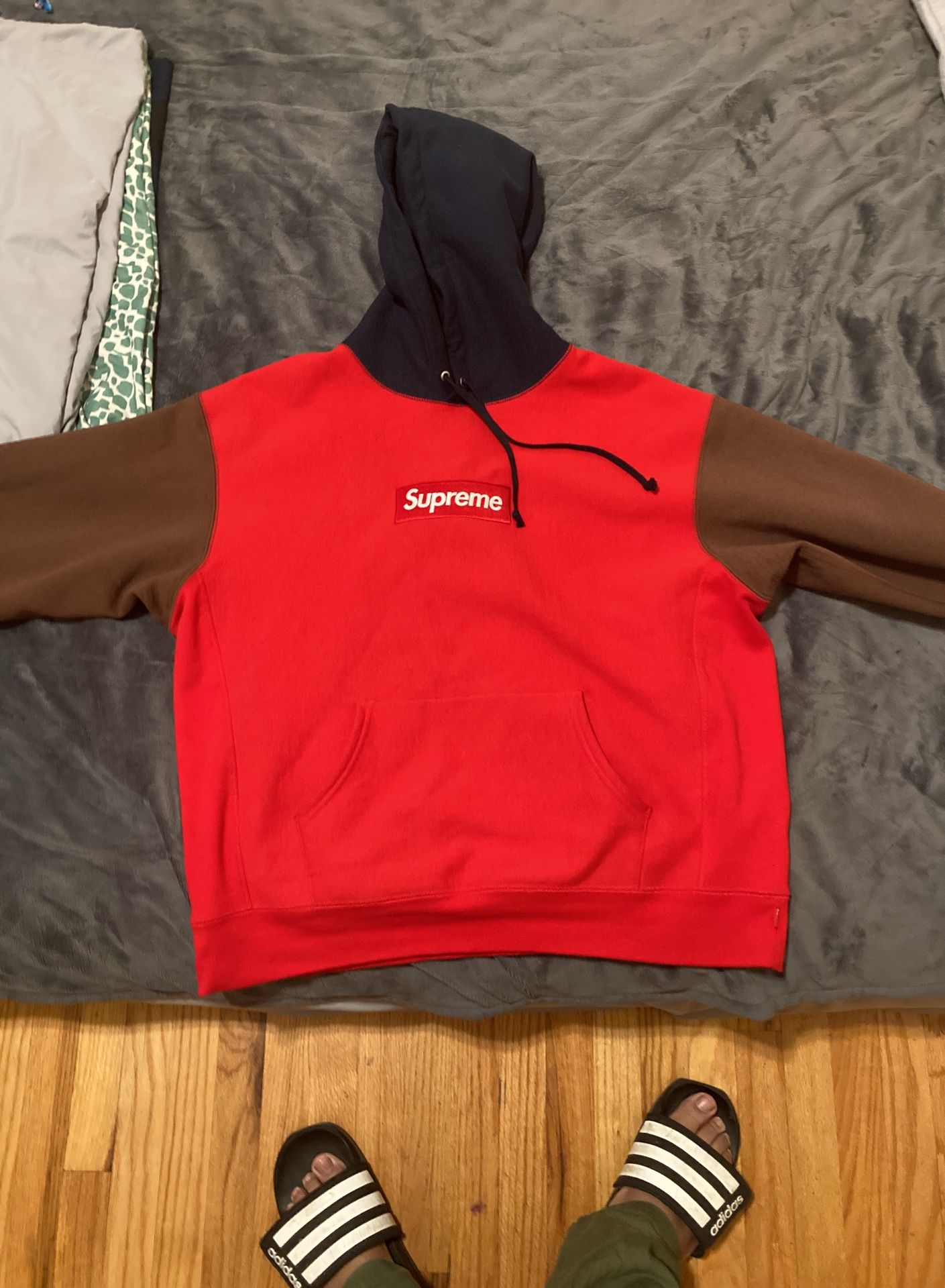 Supreme Box Logo