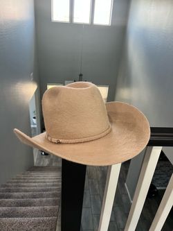 Silver belly cowboy hat