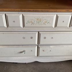 7 drawer, Dresser  40